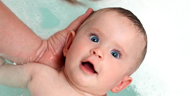 O banho: limpeza, relaxamento e diversão O banho: limpeza, relaxamento e diversão
