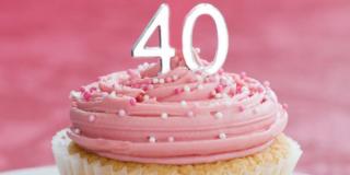 Cercare un figlio dopo i 40 anni: una realtà soprattutto italiana