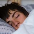 Il sonno dei ragazzi: dormire bene per vivere meglio. Consigli per i genitori