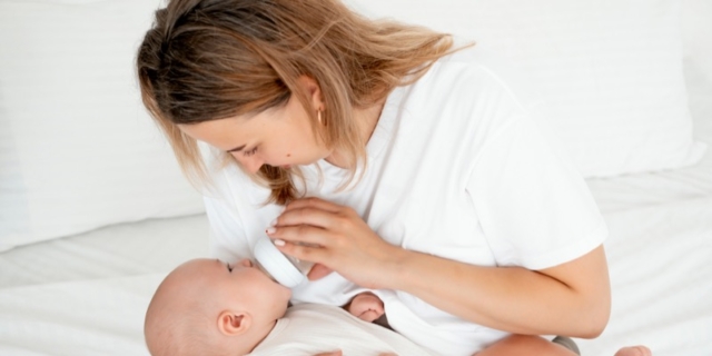 Quando si può iniziare a dare il latte vaccino fresco al neonato?