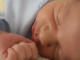 Il sonno del neonato: le dieci regole dei pediatri