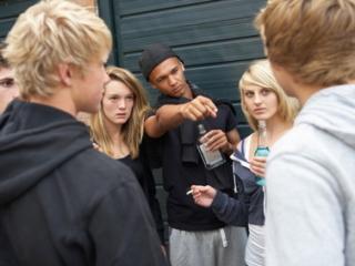 Alcol: danni cerebrali per gli adolescenti che ne consumano troppo