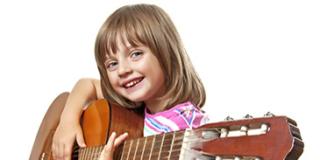 Studiare musica da bambini favorisce lo sviluppo del cervello