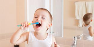 Perché è utile il fluoro per i denti del bebè?