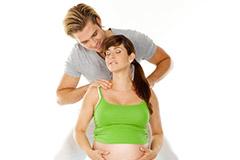 Ginnastica di coppia in gravidanza: così allenarsi diventa un gioco