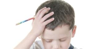 Mal di testa nei bambini: c’è un legame con le coliche dell’infanzia