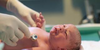 Neonati prematuri: in aumento la sopravvivenza 