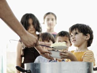La crisi economica pesa sull'alimentazione dei bambini 