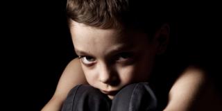 Urlare contro i figli adolescenti li espone a depressione