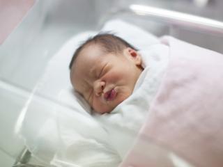 Gel al destrosio utile contro l’ipoglicemia neonatale