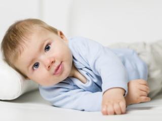 Strabismo del neonato: va curato?