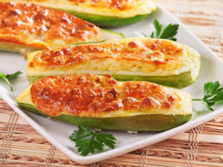 Zucchine ripiene ricotta e crescenza
