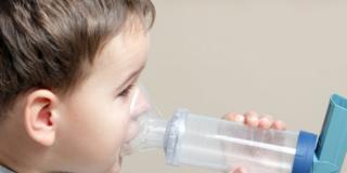 Contro l’asma del bambino ecco il decalogo dei pediatri