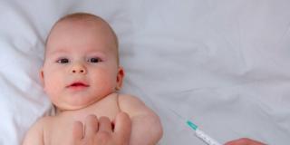 Vaccino anti meningococco B gratis per i neonati?