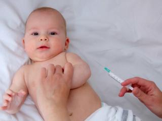Vaccino anti meningococco B gratis per i neonati?
