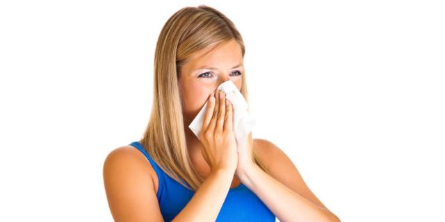 Raffreddore frequente in gravidanza? Rischio asma per il bebè