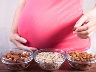 Perché vengono le “voglie” in gravidanza?
