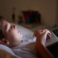La tecnologia disturba il sonno degli adolescenti?