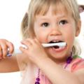 Carie nei bambini: il fluoro può aiutare