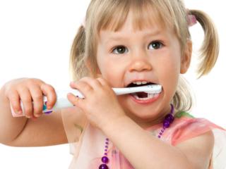 Carie nei bambini: il fluoro può aiutare 
