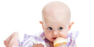 Latte artificiale: diverso per maschi e femmine?