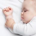 I metodi “educativi” al sonno non fanno male