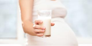 Gravidanza: poca vitamina D aumenta rischio carie nel bebè