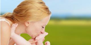 I consigli dei neonatologi per l’estate dei neonati