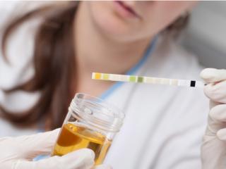 Rischio di parto prematuro: un test delle urine lo predice