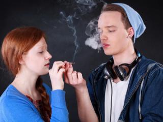 Cannabis: più pericolosa se fumata prima dei 15 anni