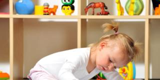 Bimbo di 28 mesi che le educatrici non vorrebbero avere a scuola Bimbo di 28 mesi che le educatrici non vorrebbero avere a scuola