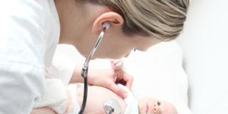 Controlli e visita del neonato dal pediatra – 1°mese