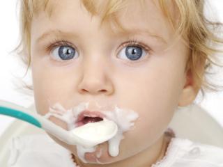 Yogurt: cosa contiene e perché è importante nello svezzamento