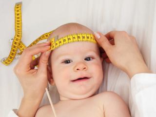 Visita del neonato dal pediatra – 10° mese