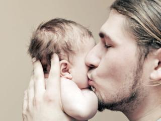 Consigli per il papà: come instaurare un legame profondo con il bebè