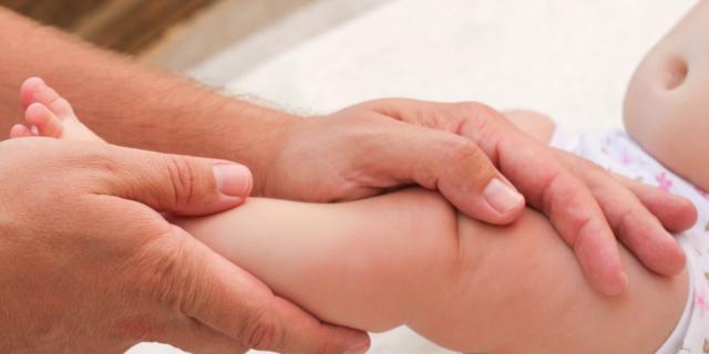 Manovra ortolani nel neonato Manovra ortolani nel neonato
