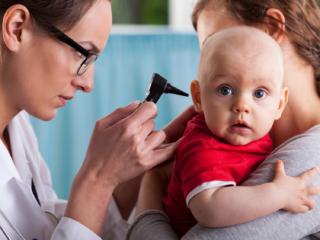 Visita pediatrica del neonato – ottavo mese