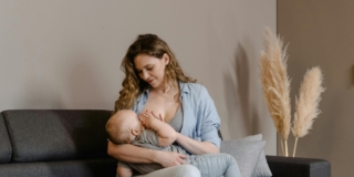 Reggiseno allattamento: caratteristiche, modelli e quale scegliere
