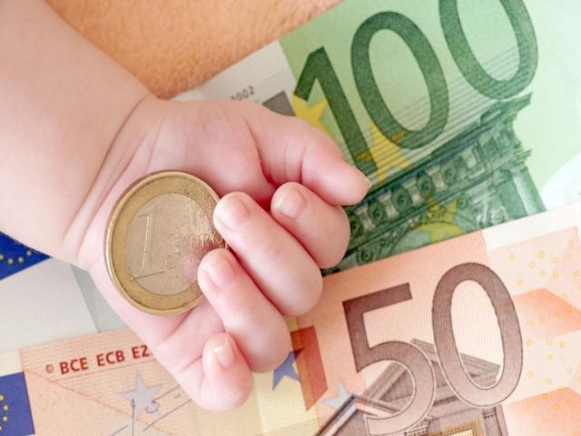 https://www.bimbisaniebelli.it/wp-content/uploads/2015/02/bonus-bebe-fotolia_57715106_subscription_ondemand_m_plus-640x480.jpg