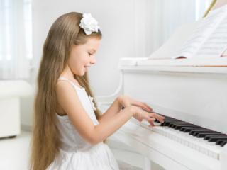 La musica sviluppa il cervello dei bambini