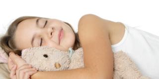 Sonno: come capire se il bambino respira bene