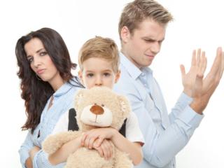 Il divorzio causa disturbi psicosomatici nei figli?