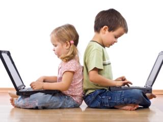 Smartphone e pc, a rischio privacy dei bambini