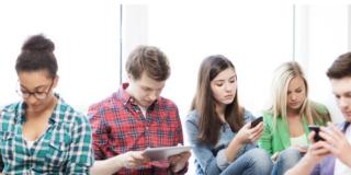 Dipendenza da internet: è il problema degli adolescenti di oggi