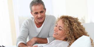 Infarto: più rischi per chi partorisce dopo i 40 anni