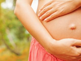 Psoriasi in gravidanza: il ruolo degli ormoni