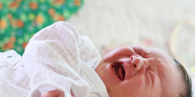 O sono do bebÃª: faz ele chorar sim ou nÃ£o?