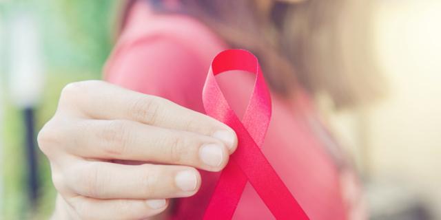 HIV: si rischia il contagio ferendosi con una posata?