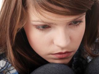 Disturbi psichiatrici in aumento tra gli adolescenti