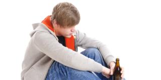 Adolescenti: uno su due fa uso di alcolici